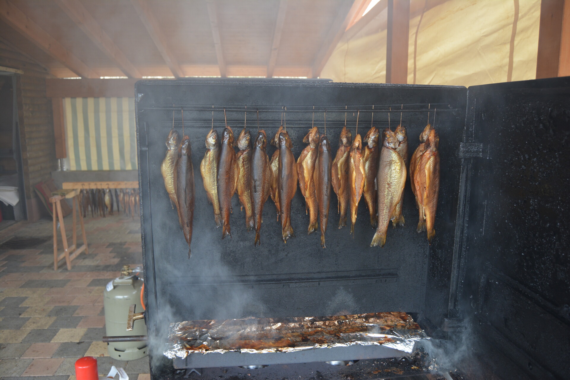 Galeriebild: Fische räuchern 006